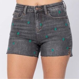 Judy Blue Cactus Embroidered Gray Stretch Jean Shorts Size 1XL